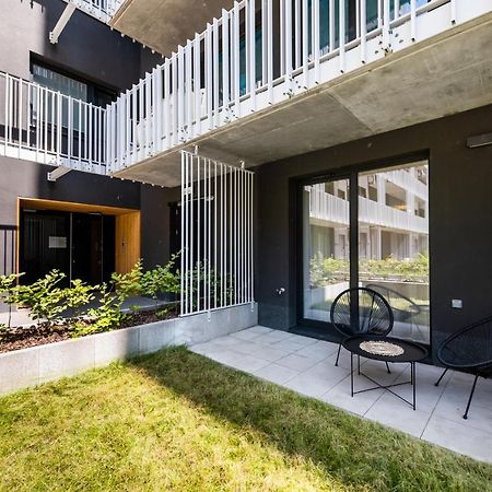 Wola Cosy White Apartment Warsaw Exterior photo