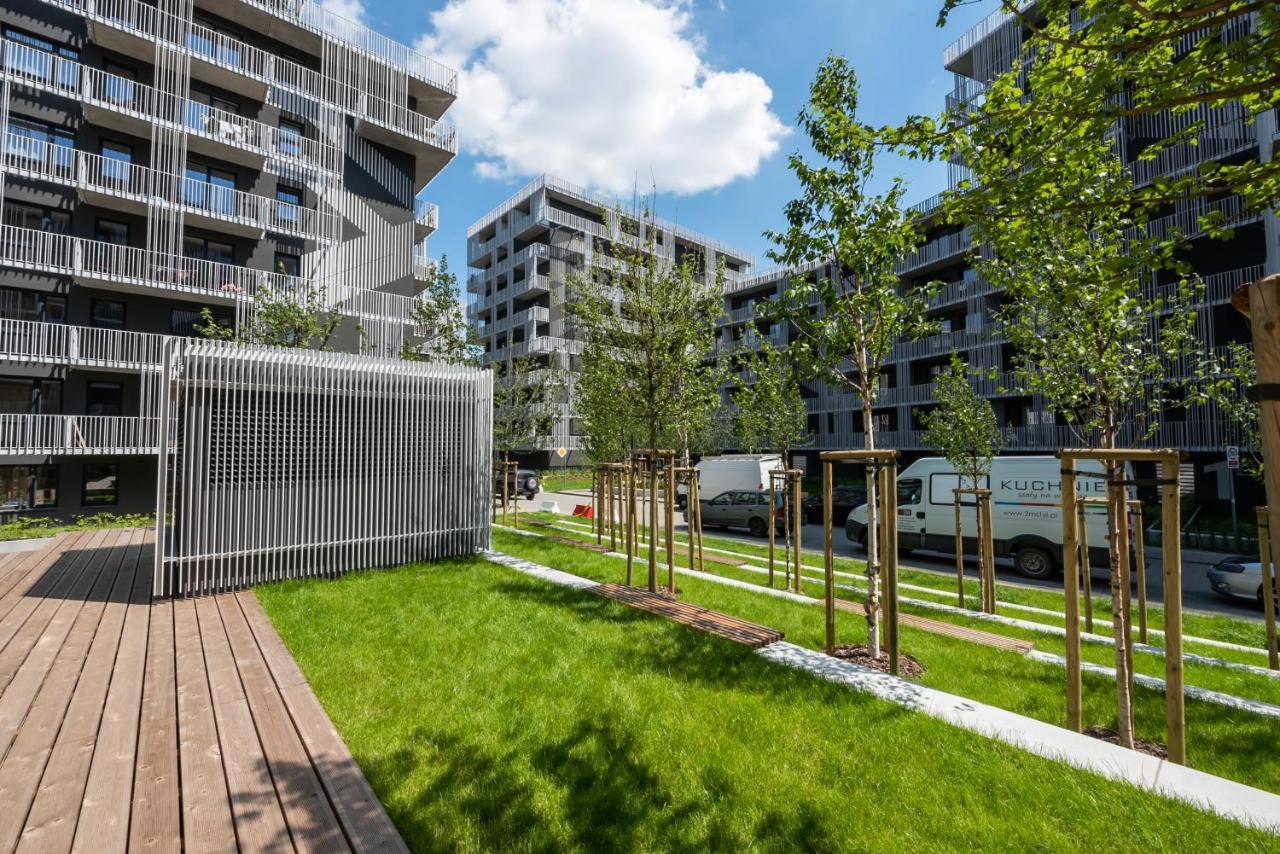 Wola Cosy White Apartment Warsaw Exterior photo